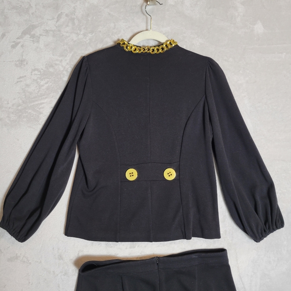 Vintage 90s Black Skirt Suit Gold Curb Link Chain Embellished Sz 10 Power Suit - Picture 10 of 16